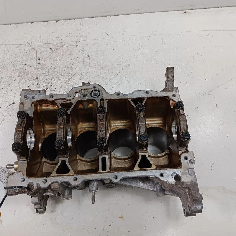 Bare Engine Cylinder Block Prius C VIN B3 7th And 8th Digit 12-19 Priu