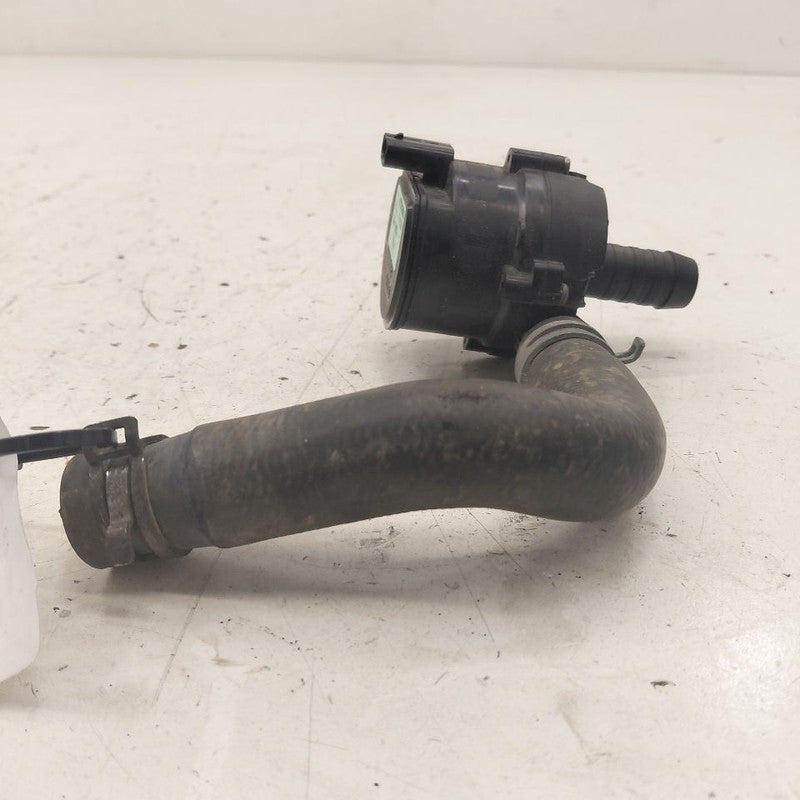 Coolant Water Pump 2.5L Battery Cooling Fits 22-25 Ford Maverick