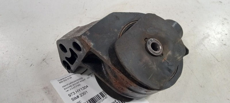 Hyundai XG350 Engine Motor Mount Right Passenger 2003 2004 2005 OEM
