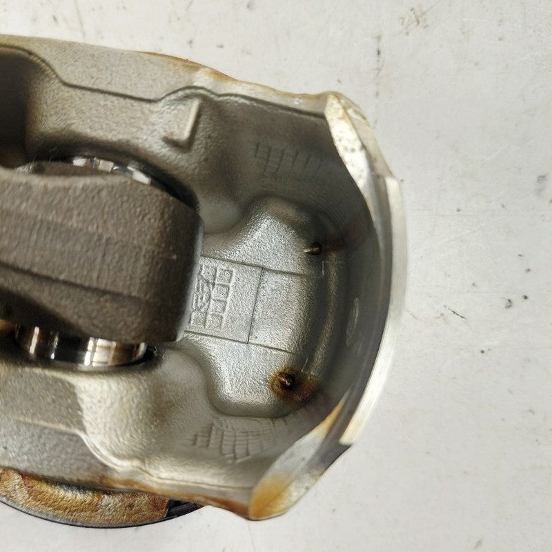 Nissan Rogue Single Piston With Connecting Rod   2.5 2017 2018 2019 OE