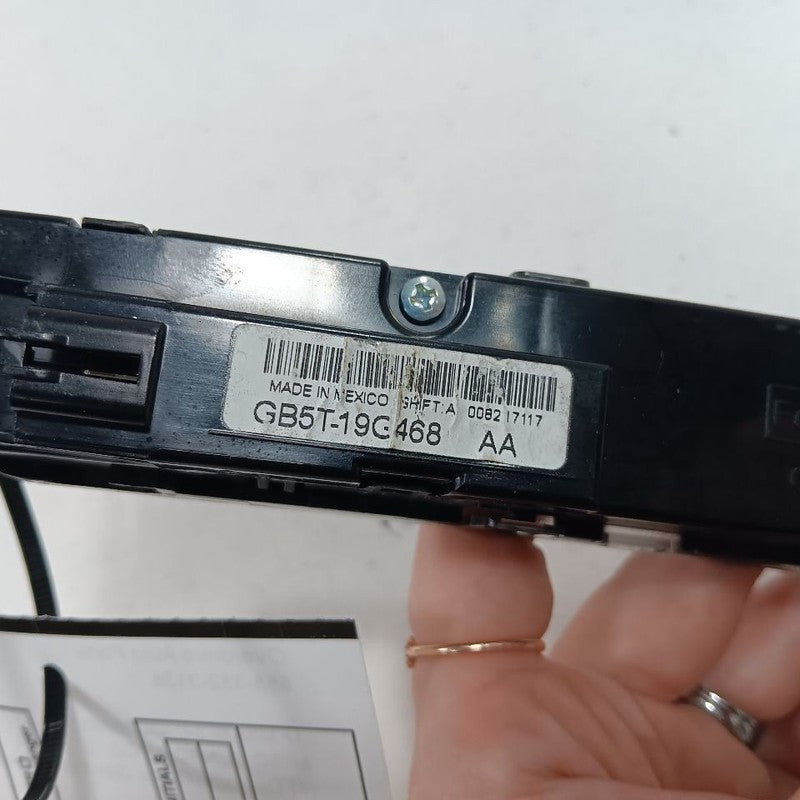 Ford Explorer Distronic Radar Sensor {GB5T19G468AA} 2016 2017 2018 201