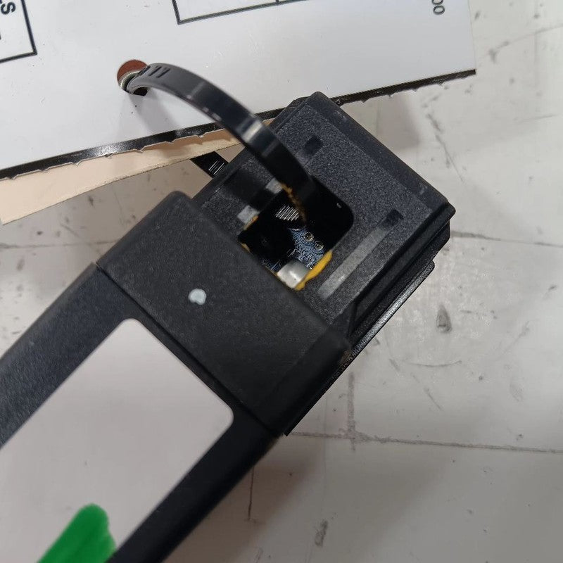 Jeep Compass USB Plug In Hub Port  2018 2019 2020 2021 2022