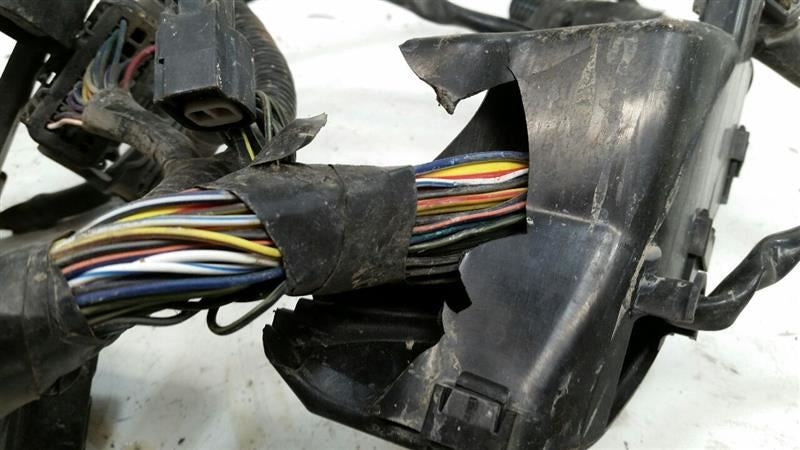 Ford Fusion Fuse Box Engine VIN A 8th Digit Fits 2010-2012 OEM