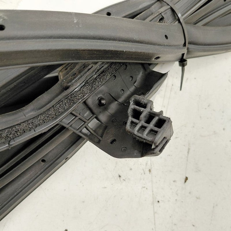 Subaru Crosstrek On Door Seal Rubber Right Passenger Rear Back  2023 2