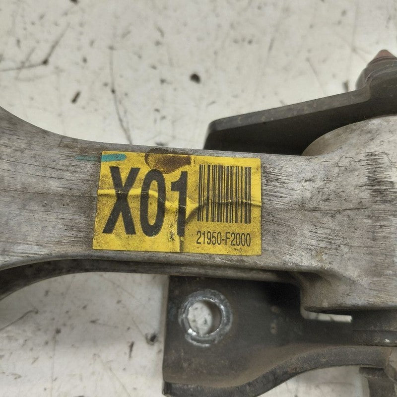 Hyundai Kona Engine Motor Mount Rear Back  2.0 2021 2020 2019