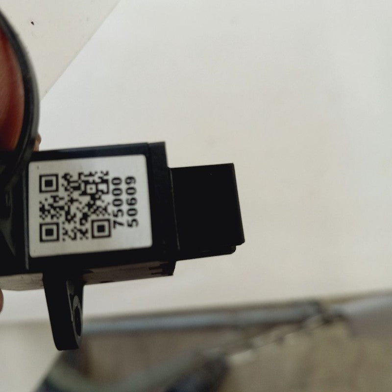 Alfa Romeo Stelvio USB Plug In Port {00505493820} 2018 2019 2020 2021