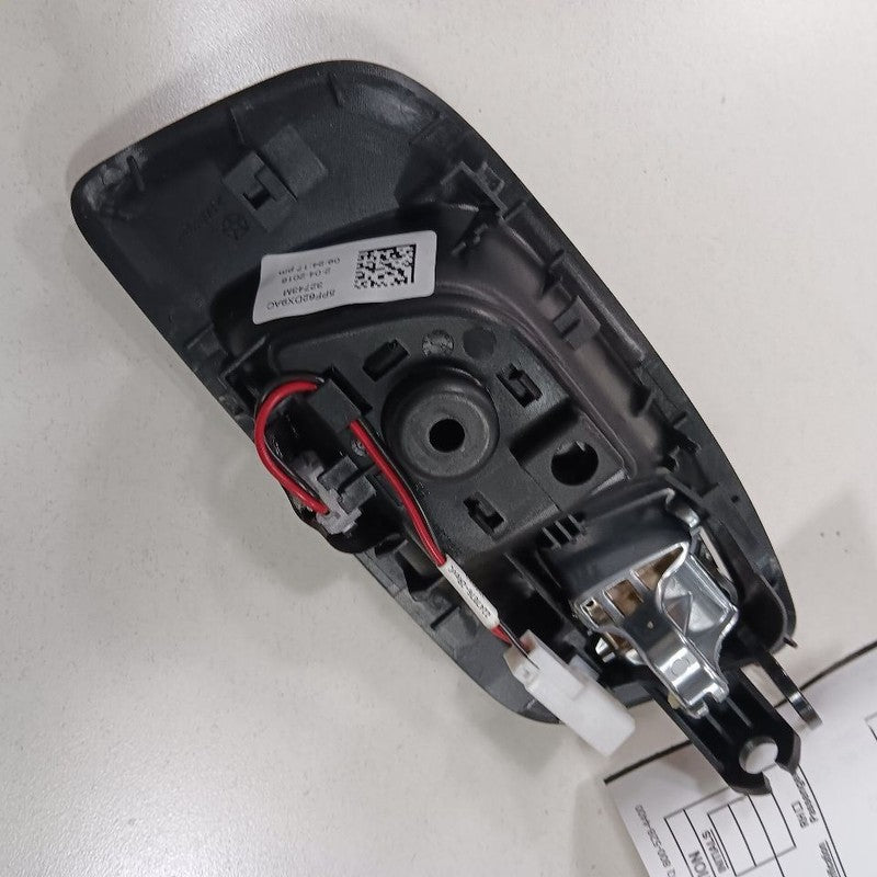 Chrysler 300 Door Handle Right Passenger Front Interior Inside  2015 2016 2017 