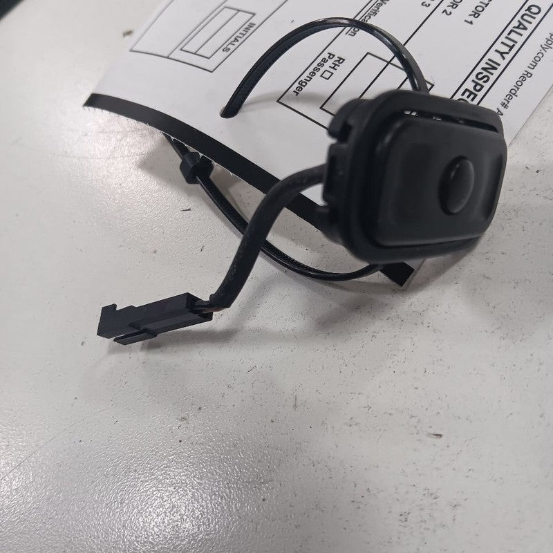 Fiat 500 Left Side Steering Wheel Radio Control Switch 2014 2015 2016