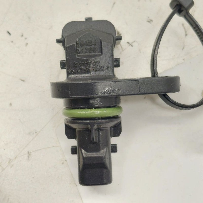Nissan Versa Camshaft Cam Shaft Position Sensor  1.6 2024 2023 2022 20