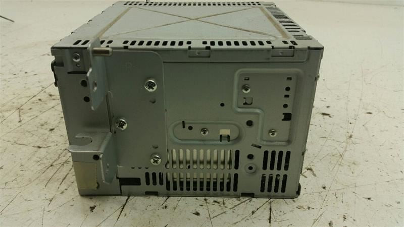 Audio Equipment Radio Receiver AM-FM-CD-MP3 Single Disc 10 Ford Fusion