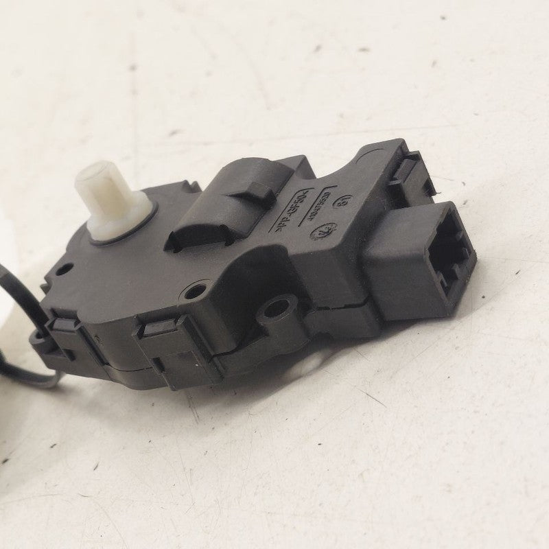 Volvo S60 Flap Door Motor Heater AC Door Actuator  2018 2017 2016