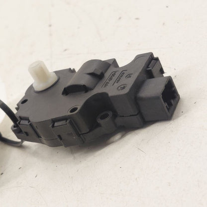 Volvo S60 Flap Door Motor Heater AC Door Actuator  2018 2017 2016