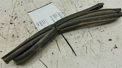 Nissan Sentra On Door Seal Rubber Gasket Right Passenger Rear Back 200