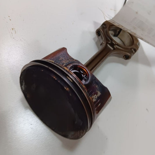 Nissan Altima Single Piston With Connecting Rod   2.5L 2017 2016