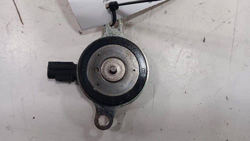 Toyota Camry Variable Timing Gear Oil Control Valve Solenoid Cylinder 