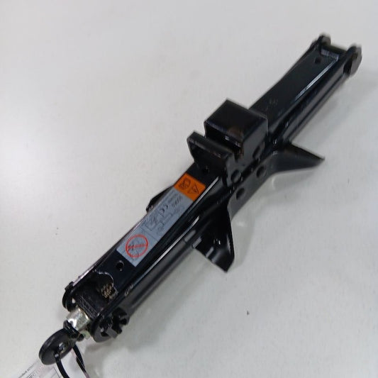 Mazda CX-3 Spare Tire Changing Jack  2016 2017 2018 OEM