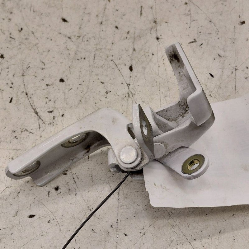 Chevy Trax Door Hinge Set Left Driver Rear  2022 2021