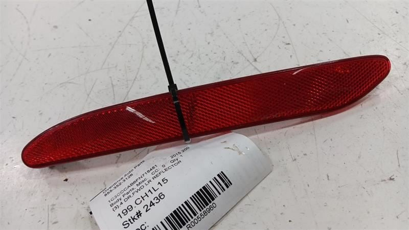Chrysler 200 Left Rear Reflector 2015 2016 2017