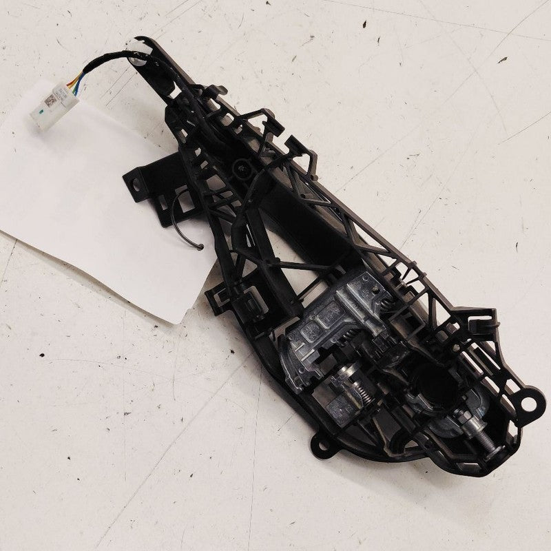 Passenger Right Front Door Handle Exterior Fits 20-24 Buick Encore GX