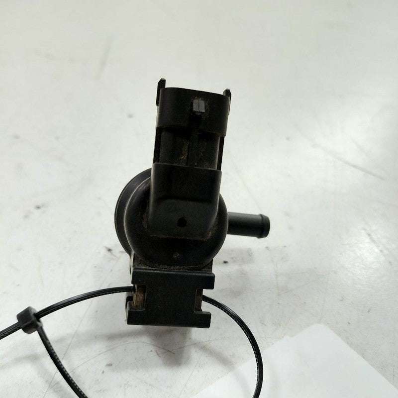 Hyundai Tucson Purge Valve {289102E000} 2.0 2016 2017 2018 OEM