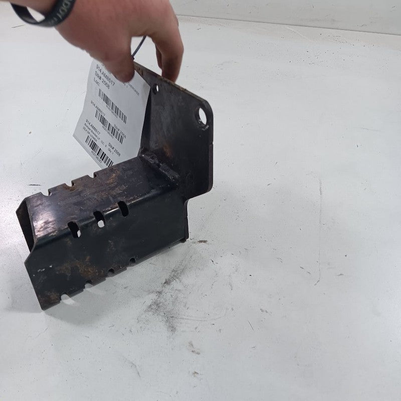 Jeep Cherokee Lower Front Bumper Mount Bracket Left Driver Side  2015 2016 2017