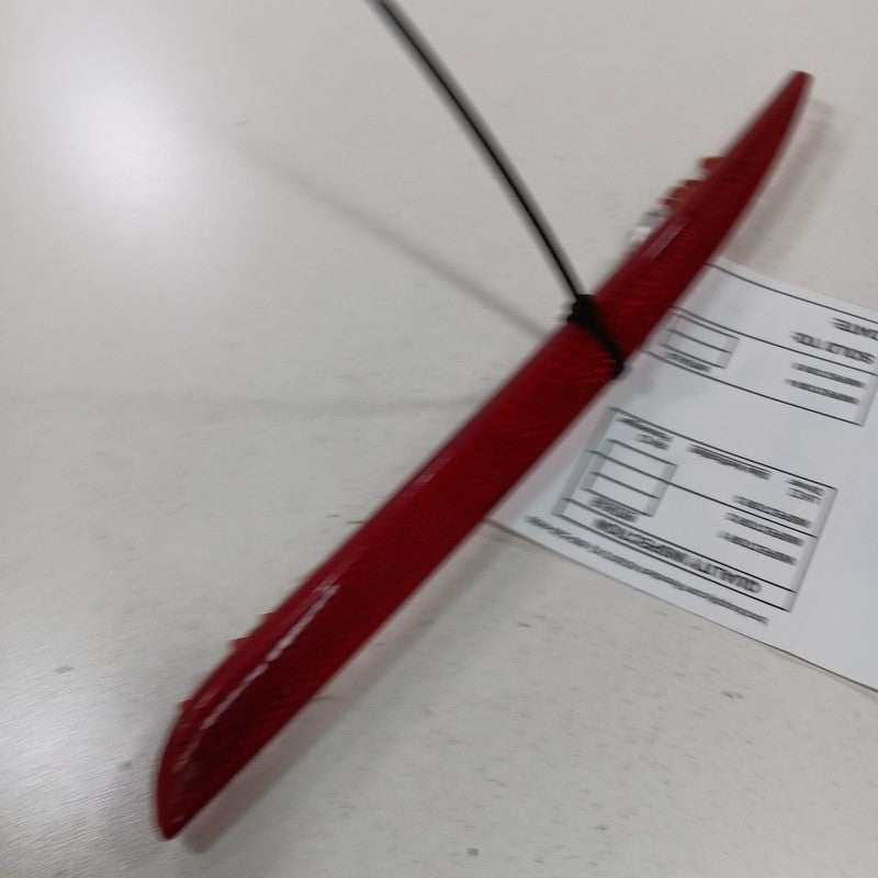 Chrysler 300 Left Rear Marker Light Lamp  2015 2016 2017 2018 2019