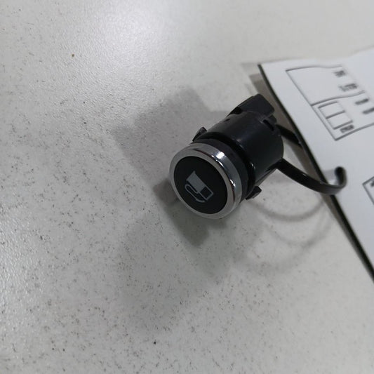 Chrysler 300 Fuel Door Switch Gas Cap Cover Lid Release Button Control 2015 2016