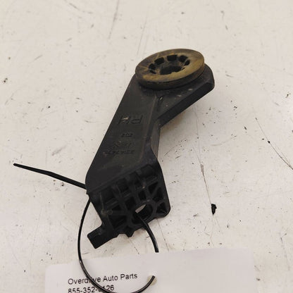 Chevy Volt Passenger Right Side Radiator Upper Insulator {23147475} 20