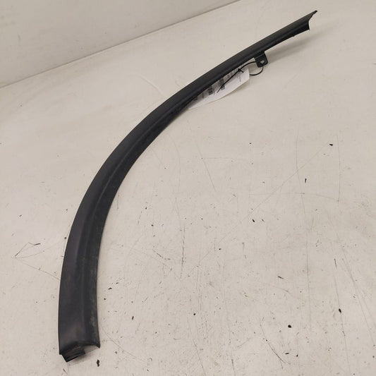 Mitsubishi Outlander   Passenger Right Front Fender Flare 2018 2017 20