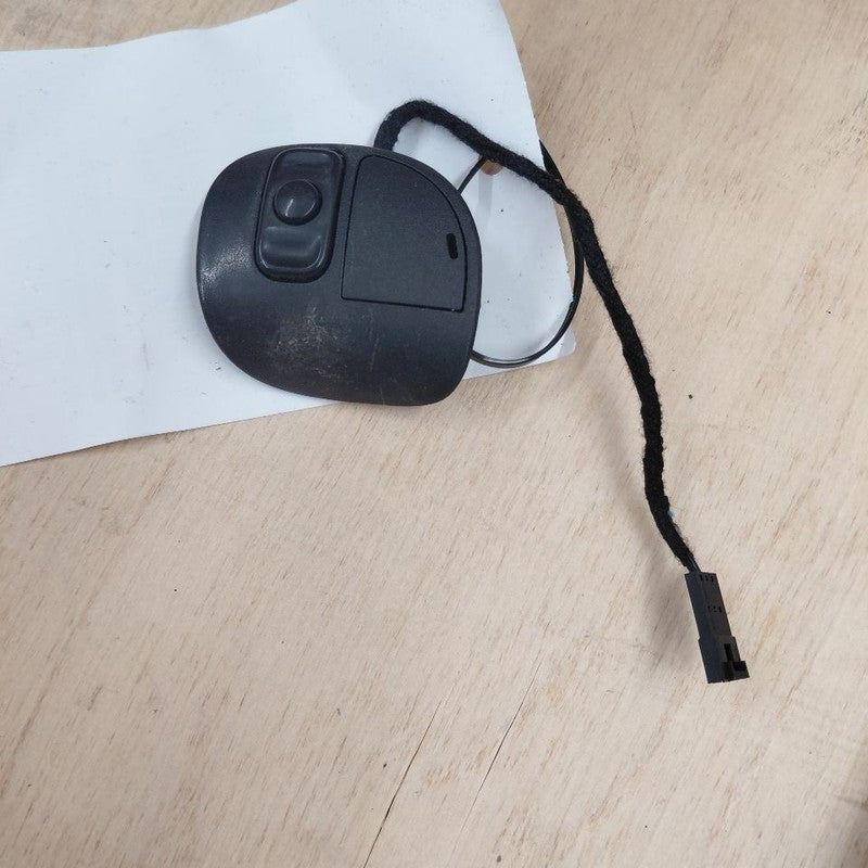 Chrysler 300 Driver Left Steering Wheel Radio Control Switch {44018305