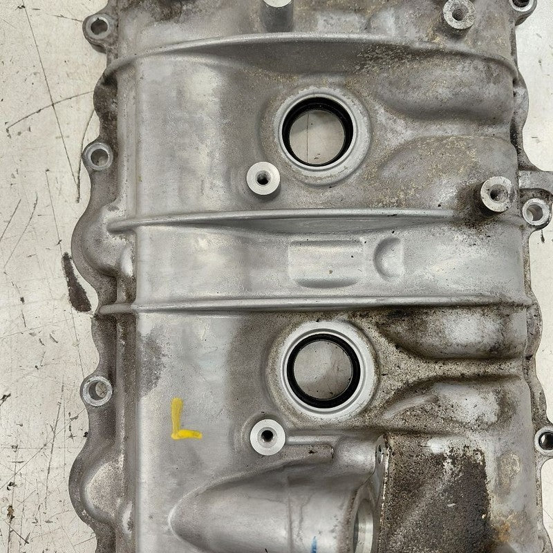Cadillac CT6 Driver Front Engine Cylinder Head Valve Cover  3.6 2018 2