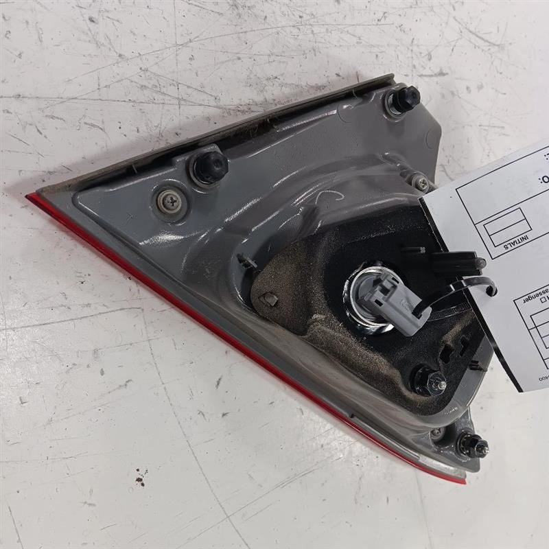 Driver Left Tail Light Brake Lamp Decklid Mounted Fits 15-17 CAMRY