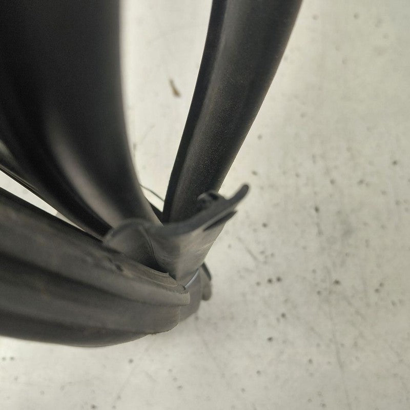 Hyundai Kona On Door Seal Rubber Left Driver Rear Back  2021 2020 2019