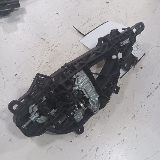 Left Rear Door Handle Exterior Without Opt Ath Fits 16-18 Chevy Cruze