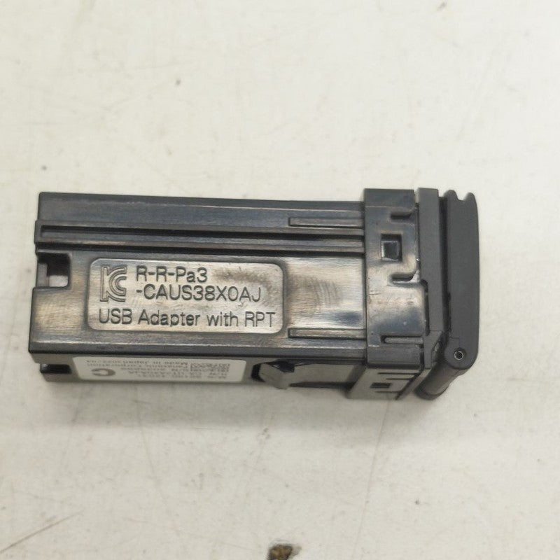 Toyota Prius USB Plug In Hub Port  2022 2021 2020