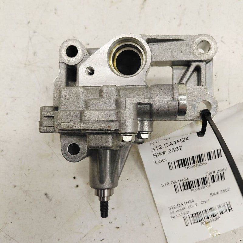 Nissan Versa Engine Oil Pump  1.6 2024 2023 2022 2021 OEM