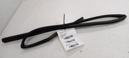 Hyundai Elantra Door Glass Window Seal Rubber Right Passenger Rear Bac