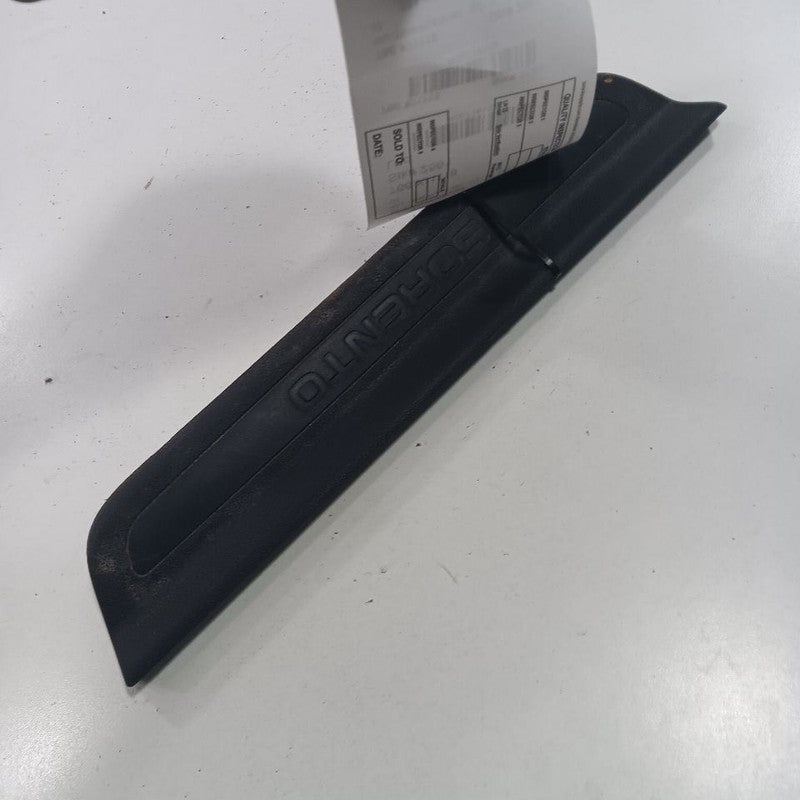 Kia Sorento Sill Trim Plate Door Jam Threshold Right Passenger Rear  2