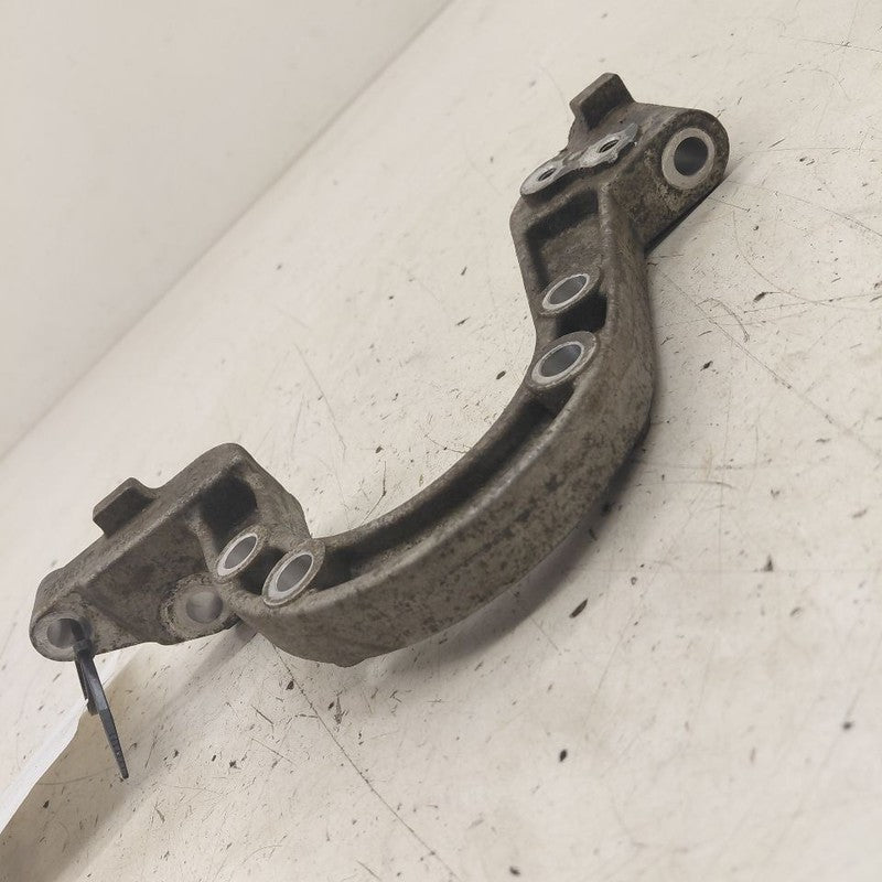 Jeep Cherokee Transfer Case Mount Bracket  2019 2020 2021