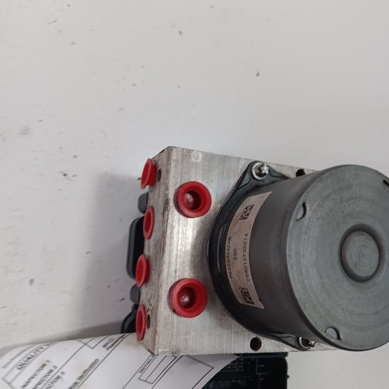 Anti-Lock Brake Part Pump Actuator Fits 17 Jeep Cherokee OEM