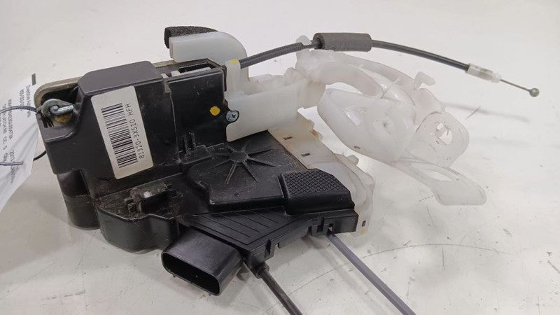 Hyundai Elantra Door Latch Lock Right Passenger Front  2011 2012 2013 