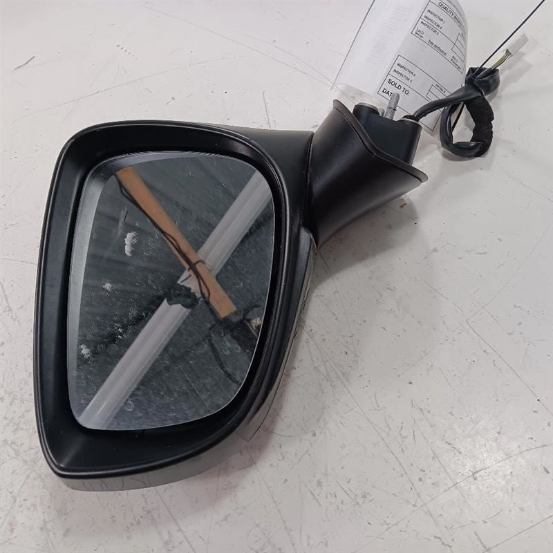 Driver Left Side View Door Mirror With Turn Signal Fits 16 MAZDA CX-3
