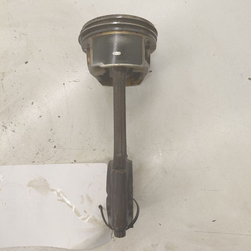 Volvo S60 Single Piston With Connecting Rod   2.5 2013 2014 2015