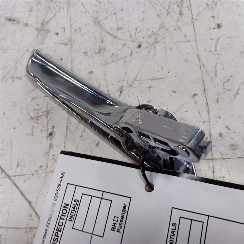 Buick Encore Door Handle Left Rear Interior Inside  2018 2019 2020