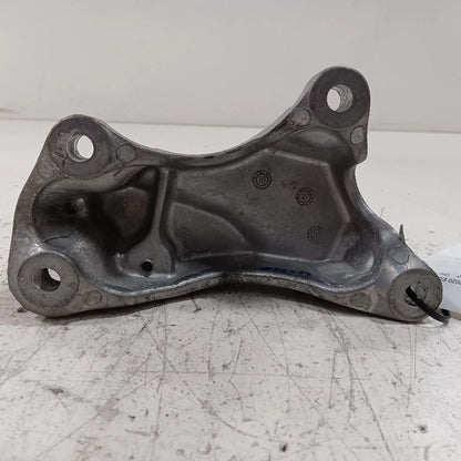 Ford Ecosport Engine Motor Mount Left Driver Mount Bracket 2018 2019 2020 2021 2