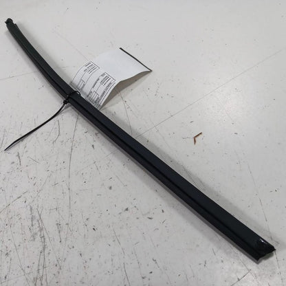 Hyundai Accent Right Rear Weather Strip Interior  2012 2013 2014 2015 