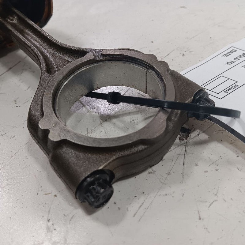 Outlander Sport Single Piston With Connecting Rod   2019 2020 2021 202