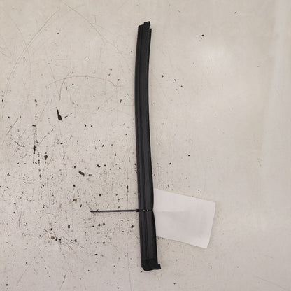 Buick Encore GX Left Rear Weather Strip Interior  2022 2023 2024 2025