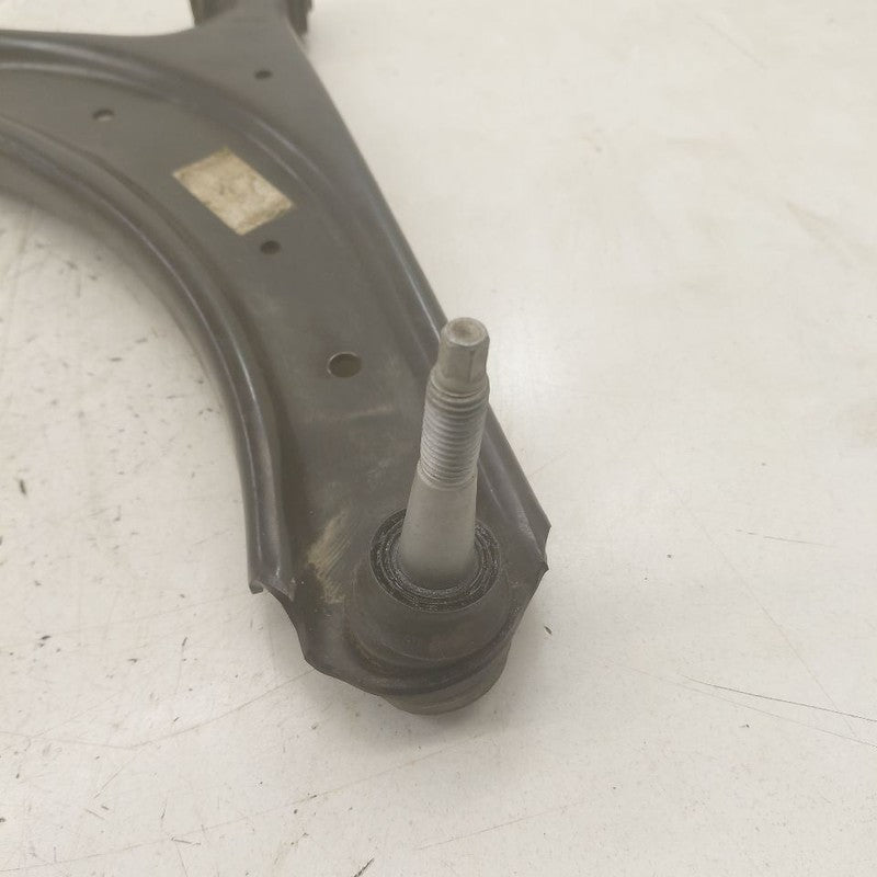 Passenger Right Front Lower Control Arm Fits 20-25 Buick Encore GX