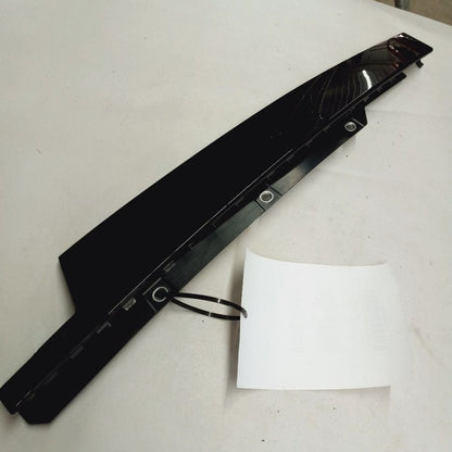 Alfa Romeo Stelvio Passenger Right Front Door Applique {156108445} 201